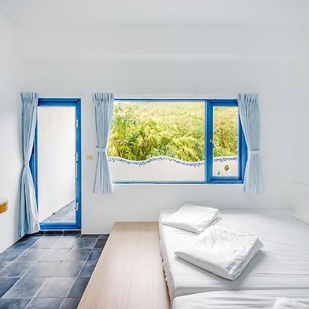 White Lighthouse Apartment Xiaoliuqiu Exterior photo